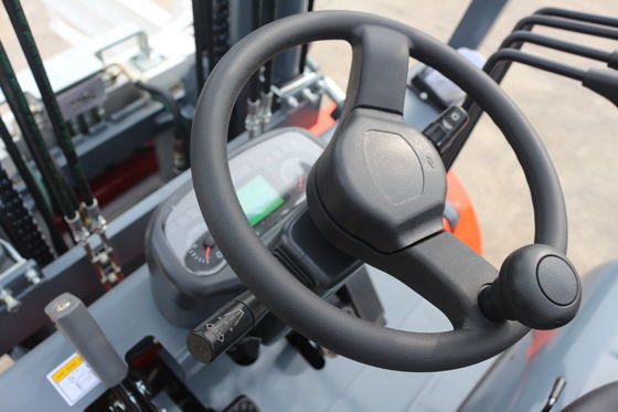 کامیون لیفتراک دیزل میتسوبیش ISUZU Engine 5T