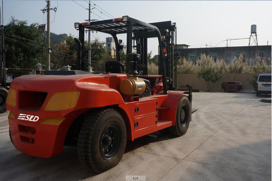 دستگاه لیفتراک لیفتراک دیزل یوچای موتور 3000mm Mast FD120 12 Ton 2.6k