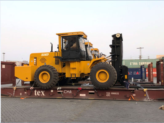 15 تن 4WD ATV Rough Terrain Forklift با موتور Weichai