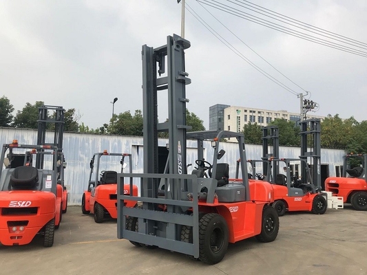 لیفتراک 7 تنی دیزلی با موتور ISUZU 6BG1
